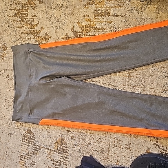 Under Armour Women's Compression Leggings - Picture 1 of 5